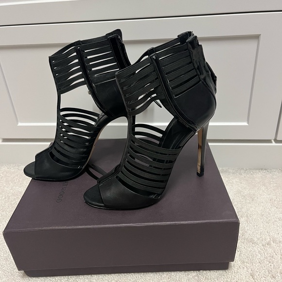 B Brian Atwood Langden Gladiator Caged Heels Black Size 8.5 - Picture 2 of 12